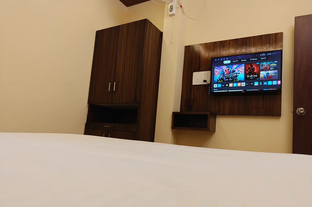 AC Deluxe Room 1